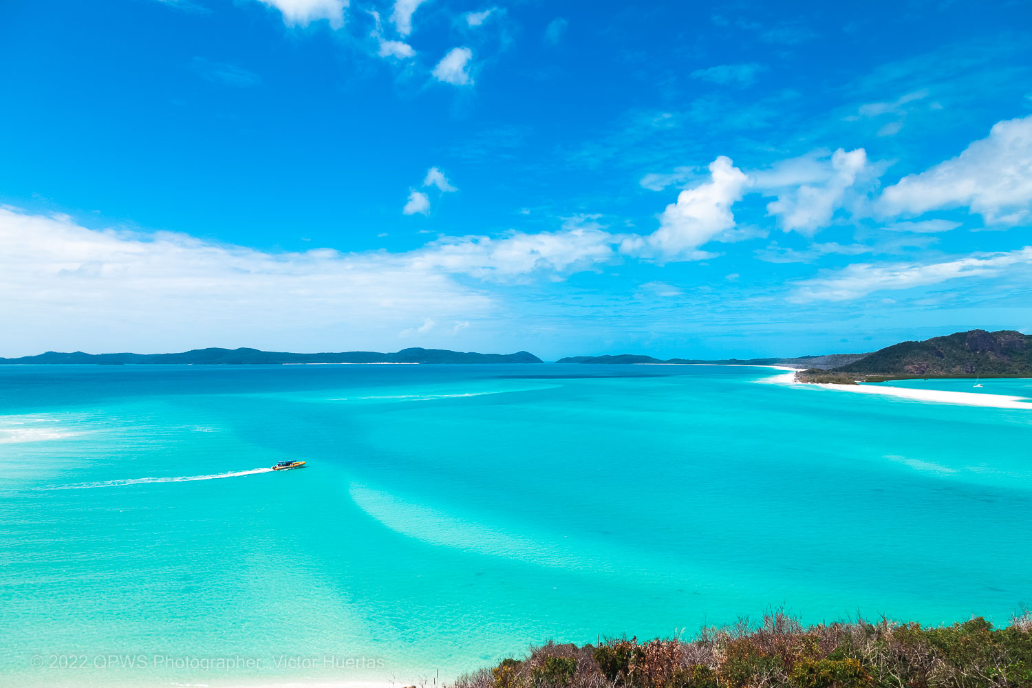 Operator in the Whitsundays – Australia - © QPWS - Photographer: Victor Huertas