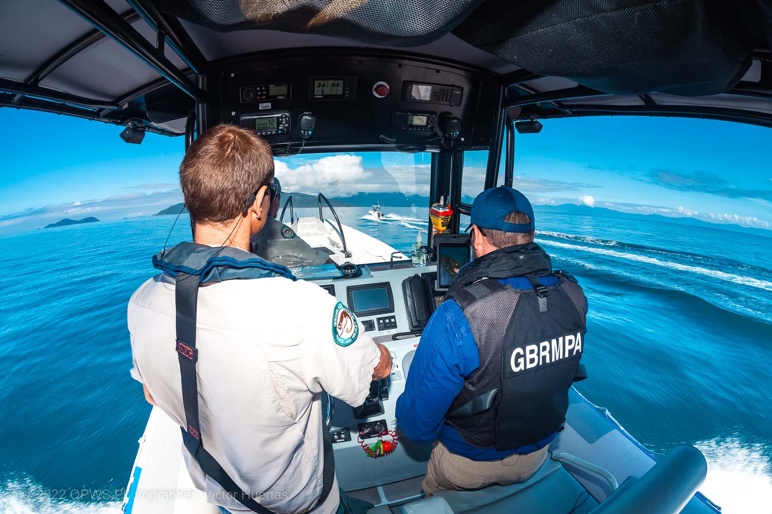 Compliance and zoning check with the Reef Authority and Queensland Parks and Wildlife Service – Australia - © QPWS - Photographer: Victor Huertas