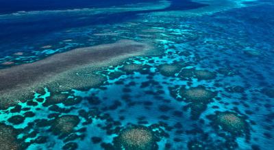 Aerial photograph of the Great Barrier Reef – © Commonwealth of Australia – (Reef Authority) - Photographer: Johnny Gaskell