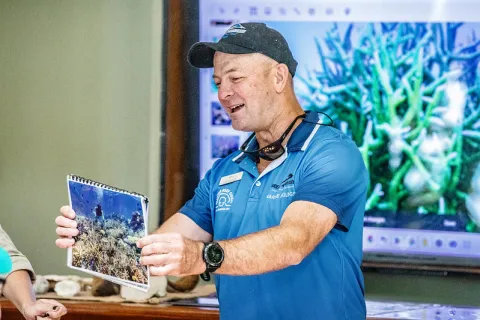 Quicksilver manager Phil Coulthard engaging with Green Island visitors