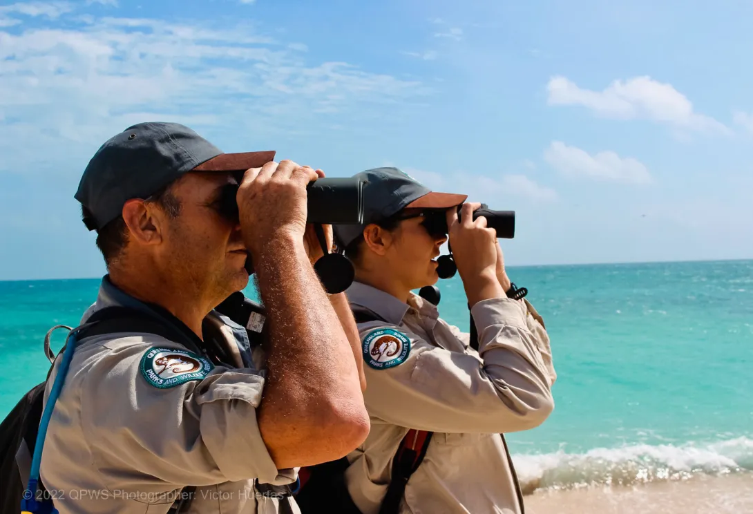 Reef Rangers Queensland Parks Wildlife Service working with Tourism Operators